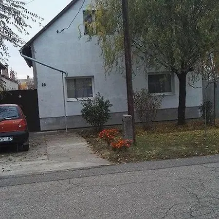 Igazgyongy Vendeghaz Gæstehus